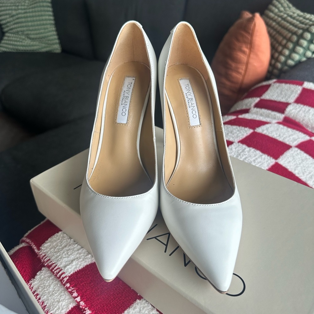 Anja Milk Capretto Heels